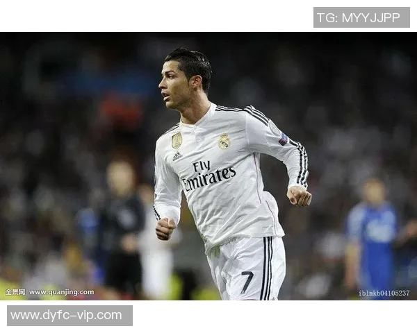 足球明星推特精彩瞬间汇总与互动分析全景展示